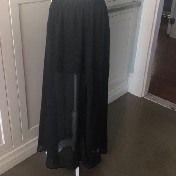 🆕Guess Maxi High Slit Chiffon Skirt Size (M) - Picture 2 of 11